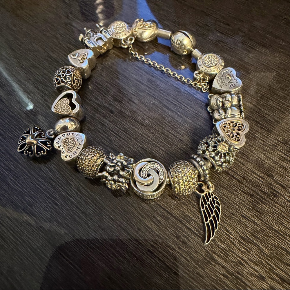 Elegant Silver Charm Bracelet - Picture 3 of 3